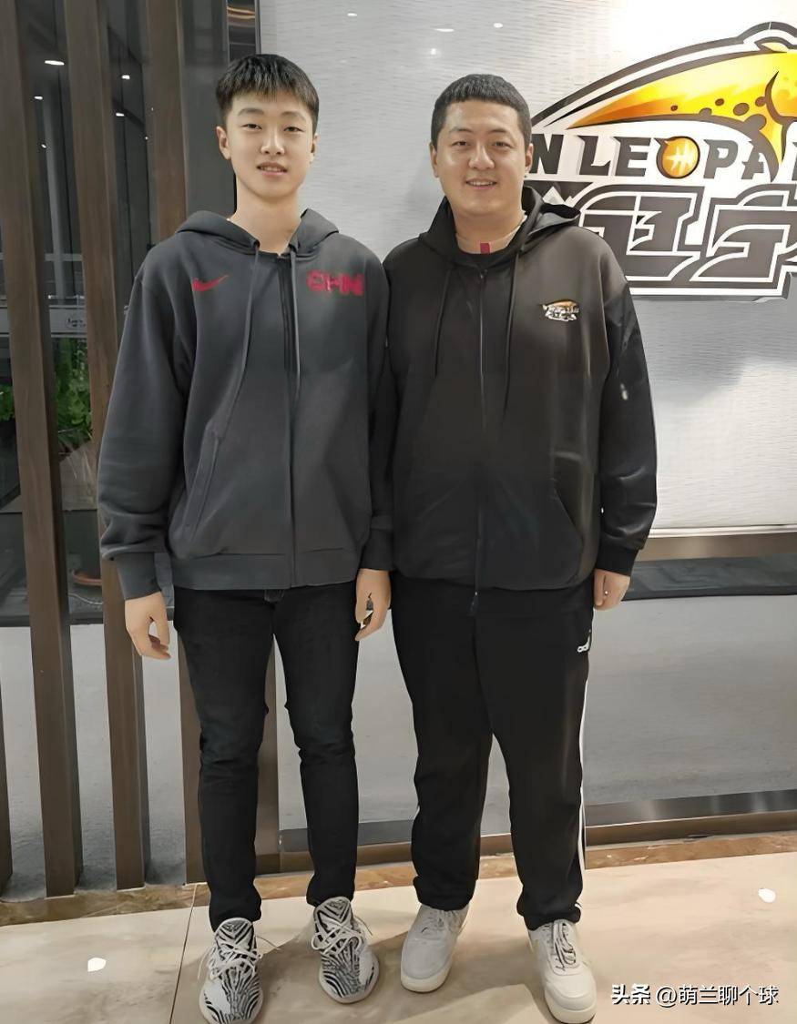 戈就来自西 戈就来自西