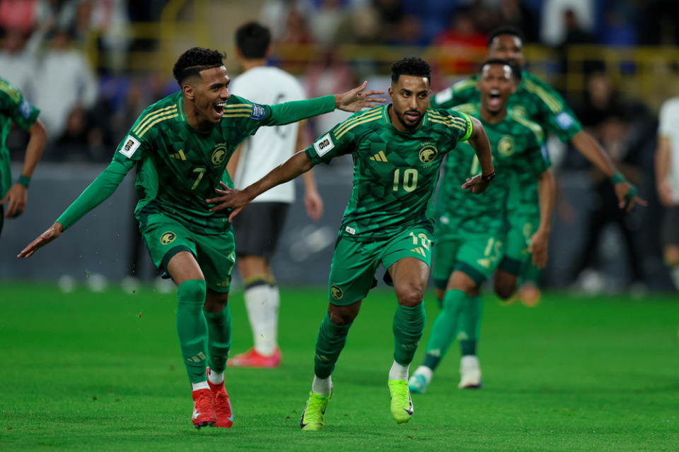 以及卡塔尔, 还追平了单, 个进球和 以及卡塔尔, 还追平了单, 个进球和